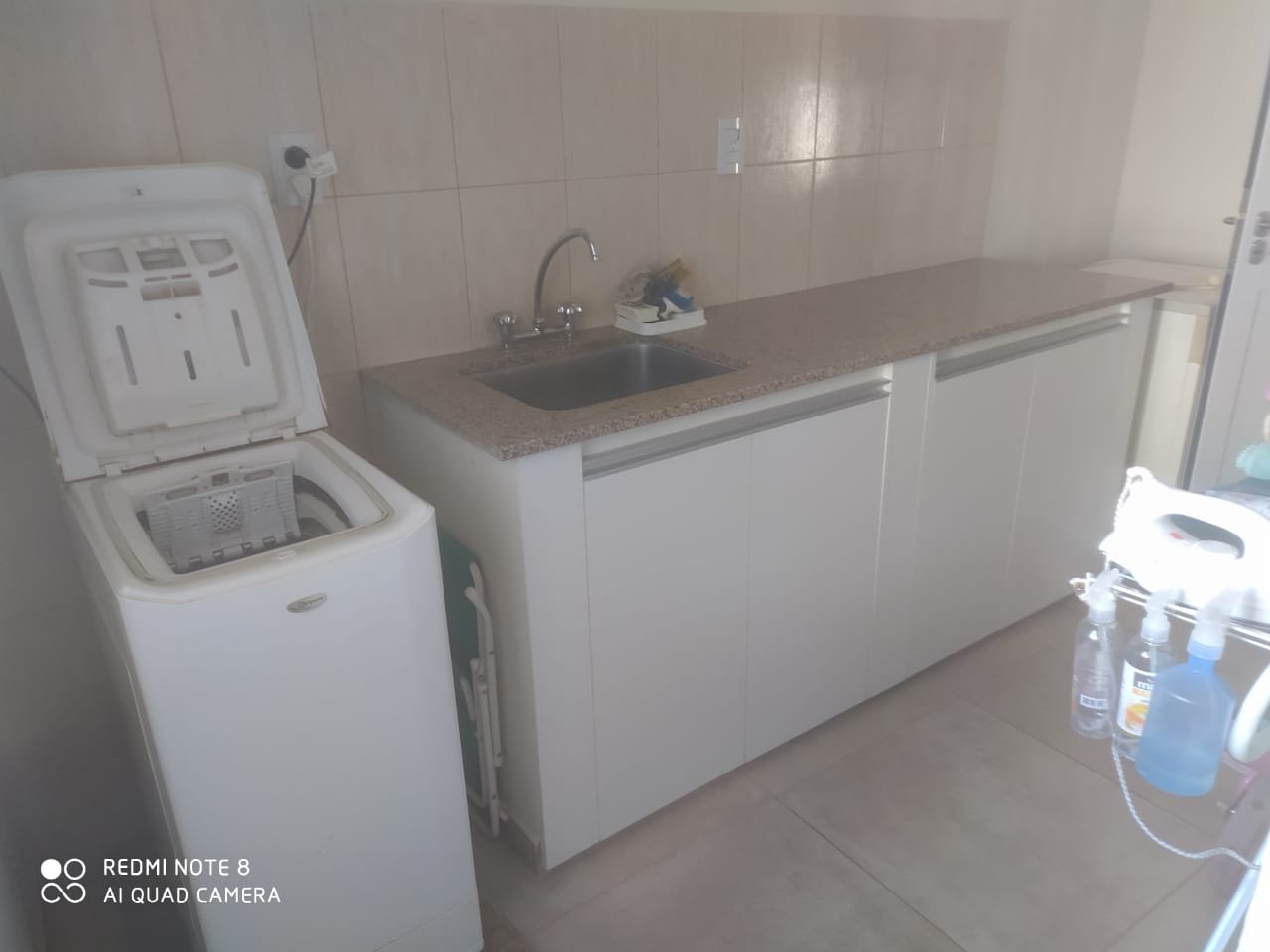 Casa familiar con amplios espacios y excelente distribución